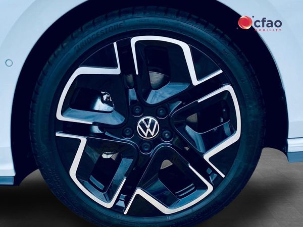 2026-Volkswagen-Golf-14-TSI-R-Line-Auto-110kw image:7