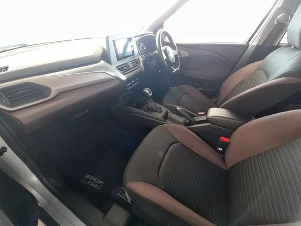 2025-Toyota-Starlet-Cross-15XS-Auto image:6
