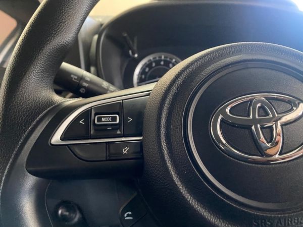 2025-Toyota-Starlet-15-XS-Auto image:8