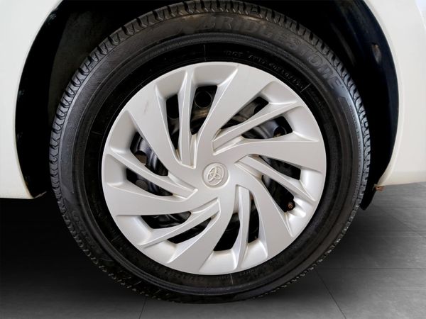 2025-Toyota-Rumion-15-SX image:7