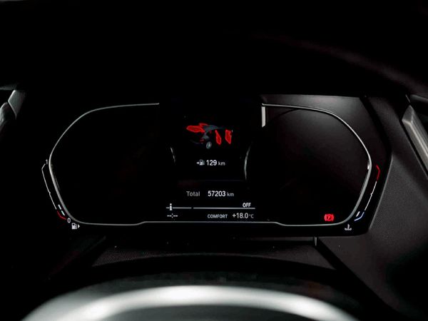 2020-BMW-1-Series-118i-M-Sport image:10