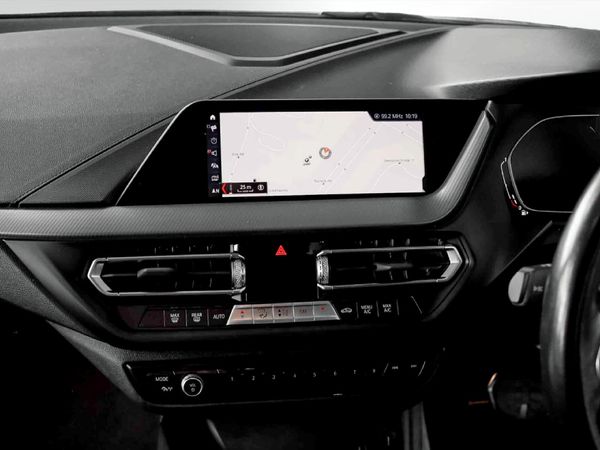 2020-BMW-1-Series-118i-M-Sport image:13