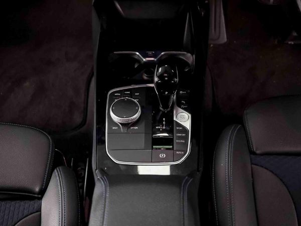 2020-BMW-1-Series-118i-M-Sport image:14