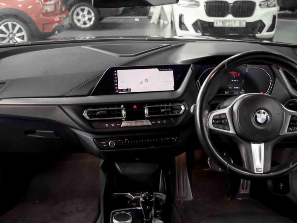2020-BMW-1-Series-118i-M-Sport image:6