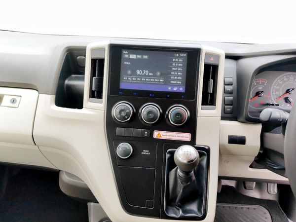 2024-Toyota-Quantum-28-GL-11-seat image:14