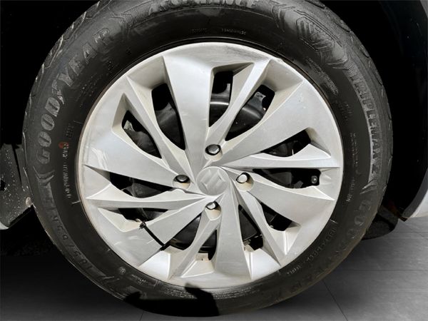 2022-Suzuki-Baleno-15-GL-Auto image:14
