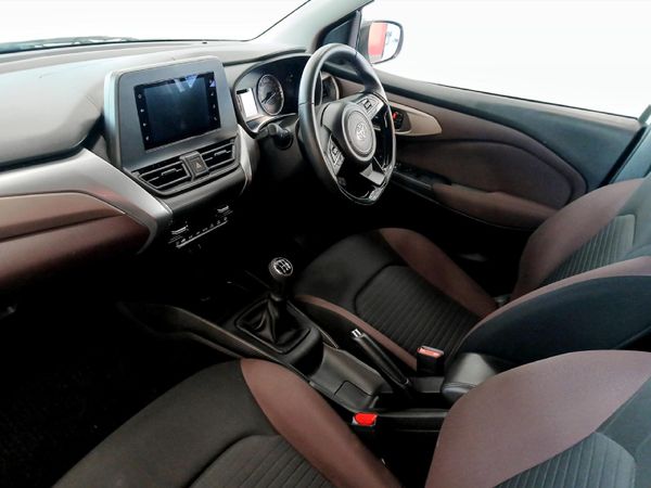 2025-Toyota-Starlet-Cross-15XS image:6
