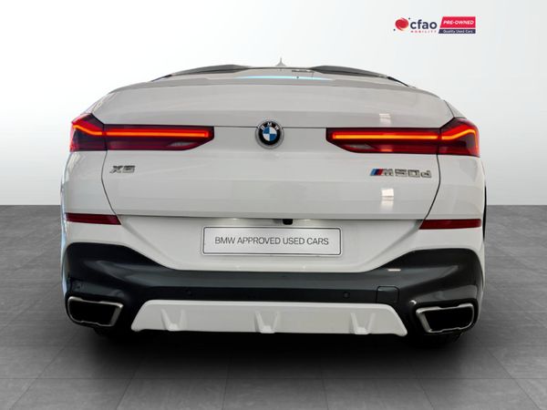 2022-BMW-X6-M50d image:5