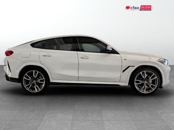 2022-BMW-X6-M50d image:8