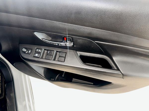 2025-Suzuki-Ertiga-15-GL image:11