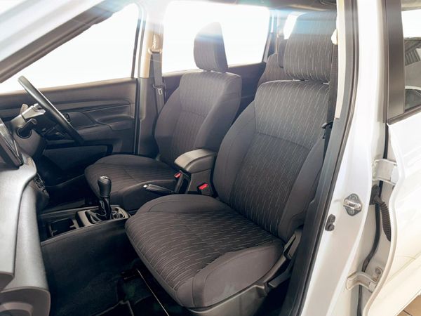 2025-Suzuki-Ertiga-15-GL image:8