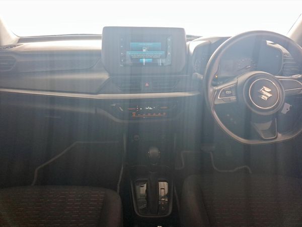 2025-Suzuki-Swift-12-GL-Auto image:5