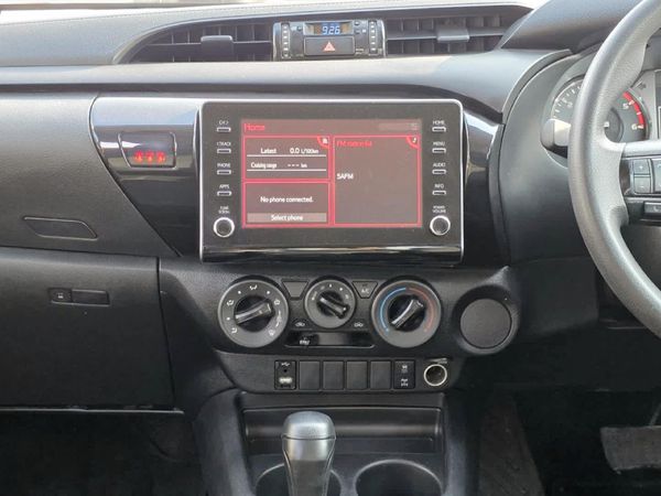 2023-Toyota-Hilux-24-GD-6-Raised-Body-Raider-Auto-Double-Cab image:13