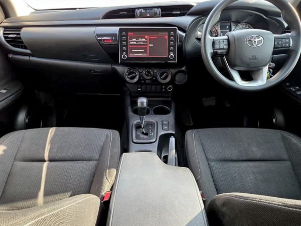 2023-Toyota-Hilux-24-GD-6-Raised-Body-Raider-Auto-Double-Cab image:5