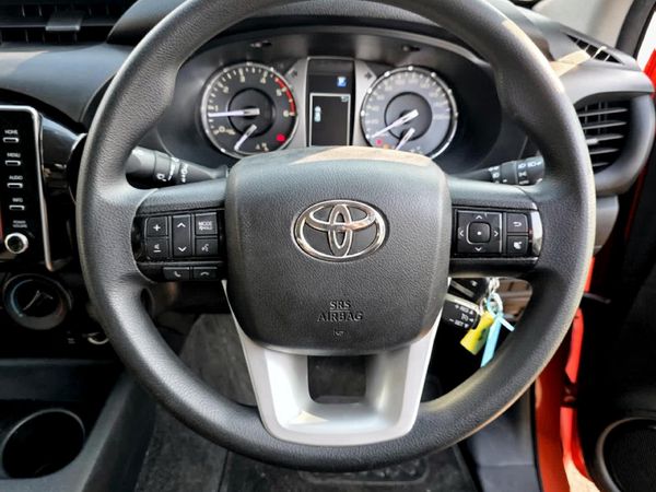 2023-Toyota-Hilux-24-GD-6-Raised-Body-Raider-Auto-Double-Cab image:7