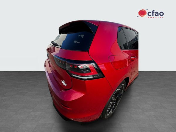 2026-Volkswagen-Golf-14-TSI-R-Line-Auto-110kw image:8