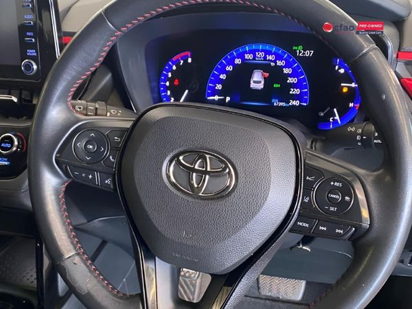 2022-Toyota-Corolla-Cross-18-GR-S image:11