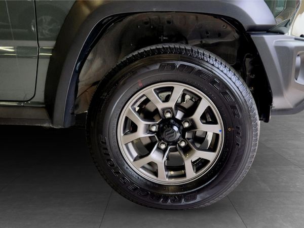 2024-Suzuki-Jimny-15-GLX-AllGrip-5-Door-Auto image:9