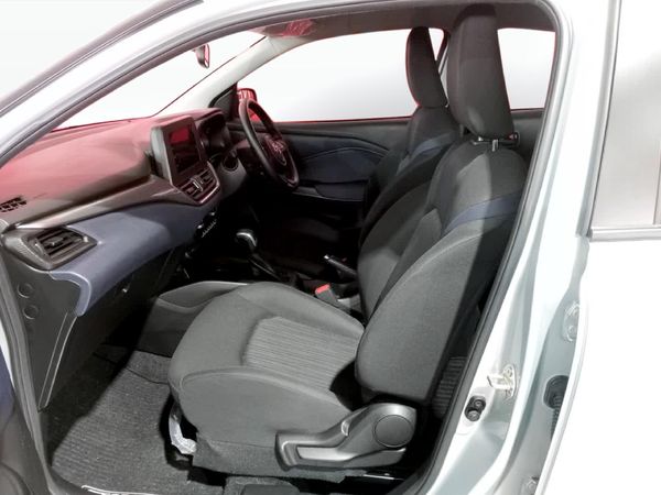 2025-Toyota-Starlet-15-XS-Auto image:6