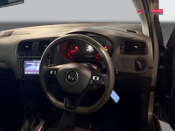 2022-Volkswagen-Polo-Vivo-16-Comfortline-Auto-5-dr image:9