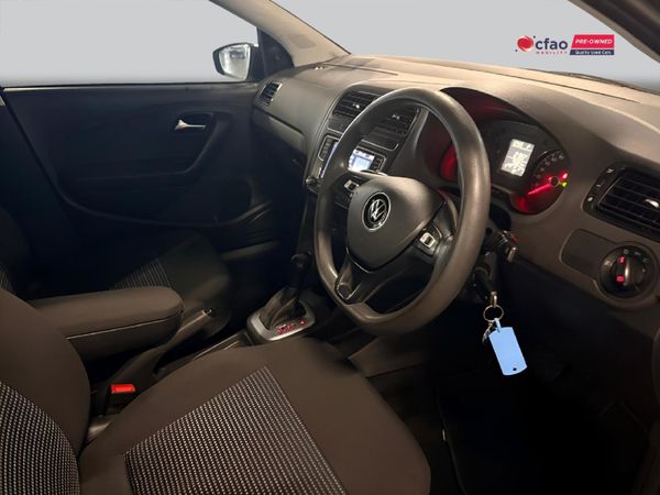 2022-Volkswagen-Polo-Vivo-16-Comfortline-Auto-5-dr image:10