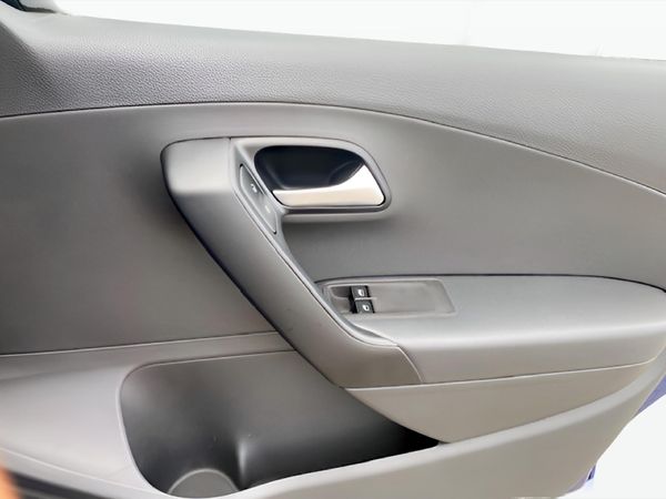 2026-Volkswagen-Polo-Vivo-14-Life image:14