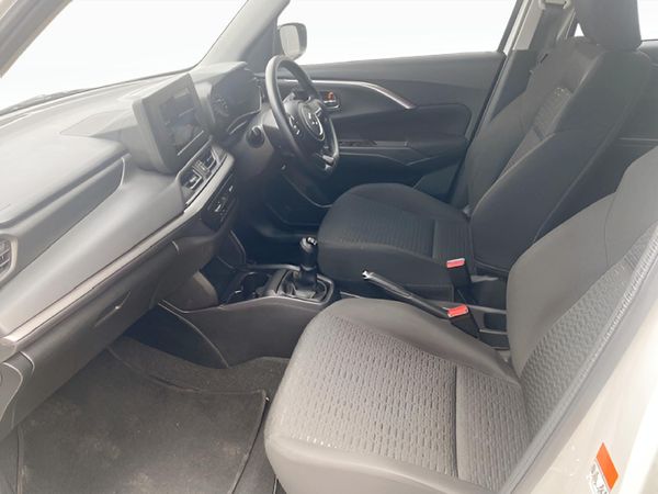 2025-Suzuki-Swift-12-GL image:11