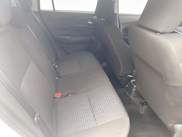 2025-Suzuki-Swift-12-GL image:12
