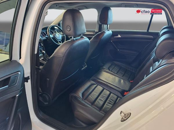 2018-Volkswagen-Golf-VII-20-TDI-Comfortline-Auto image:24