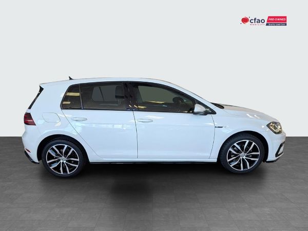 2018-Volkswagen-Golf-VII-20-TDI-Comfortline-Auto image:2