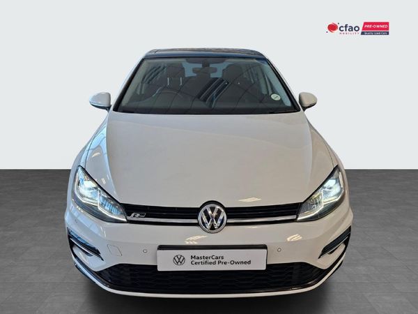 2018-Volkswagen-Golf-VII-20-TDI-Comfortline-Auto image:3