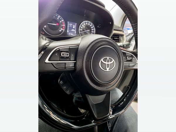 2025-Toyota-Starlet-Cross-15XS image:16