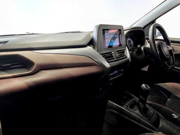 2025-Toyota-Starlet-Cross-15XS image:5