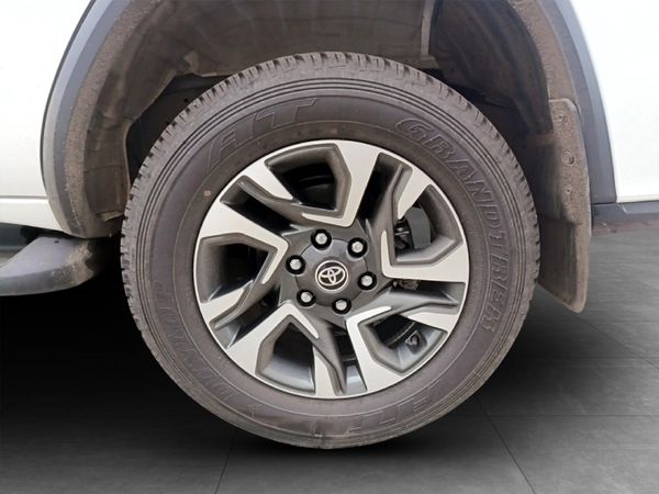 2026-Toyota-Fortuner-24-GD-6-RB-Auto image:10