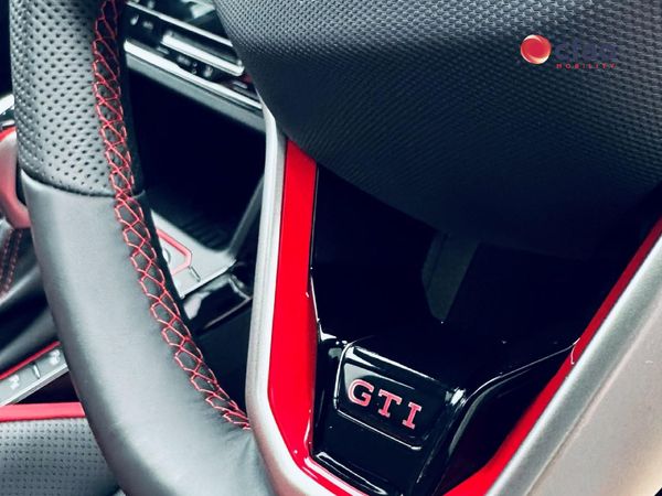 2026-Volkswagen-Polo-20-GTI-Auto-147kW image:10