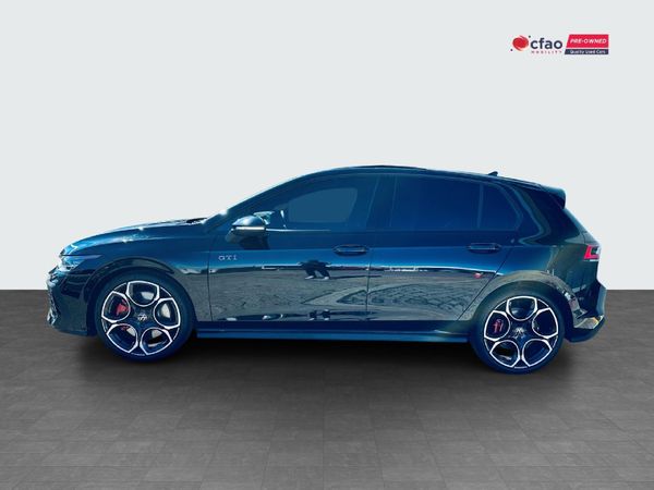 2026-Volkswagen-Golf-8-GTI-20-TSI-DSG image:3