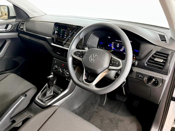 2026-Volkswagen-T-Cross-10-TSI image:5