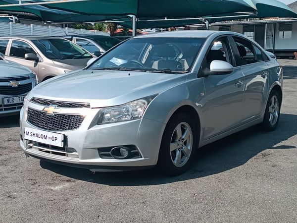 2012-Chevrolet-Cruze-16-L image:1