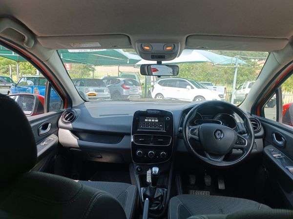2019-Renault-Clio-IV-900T-Authentique-5-dr-66kW image:11