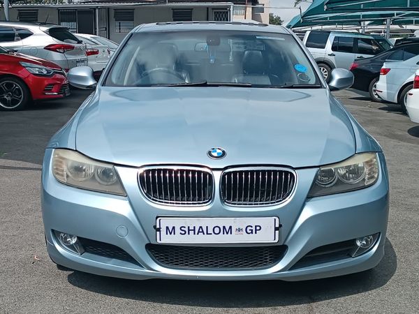 2010-BMW-3-Series-320d-Individual image:3