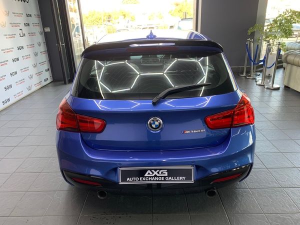 2017-BMW-1-Series-M140i-5-dr-Auto image:3
