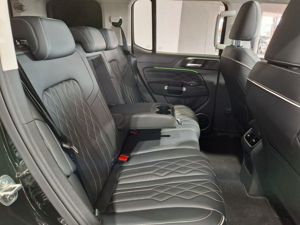 2025-GWM-Tank-300-24TD-Super-Luxury-4x4-Auto image:9