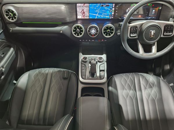 2025-GWM-Tank-300-24TD-Super-Luxury-4x4-Auto image:10