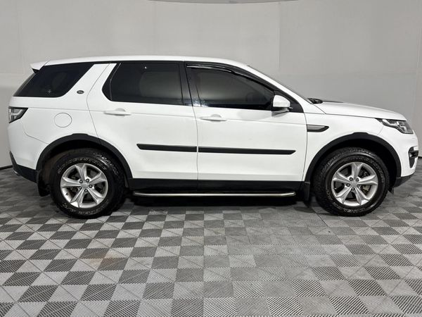 2016-Land-Rover-Discovery-Sport-20-Si4-SE image:16