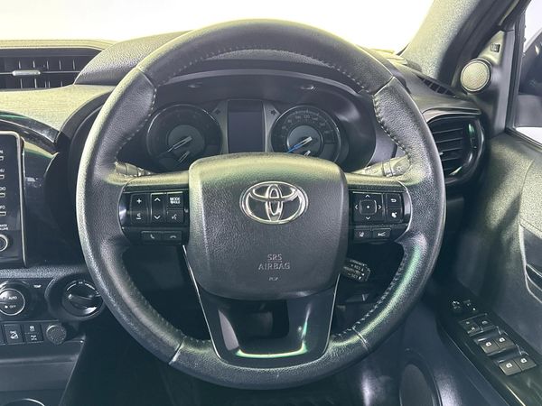 2022-Toyota-Hilux-28-GD-6-Raised-Body-Legend-RS-4x4-Auto-Double-Cab image:12