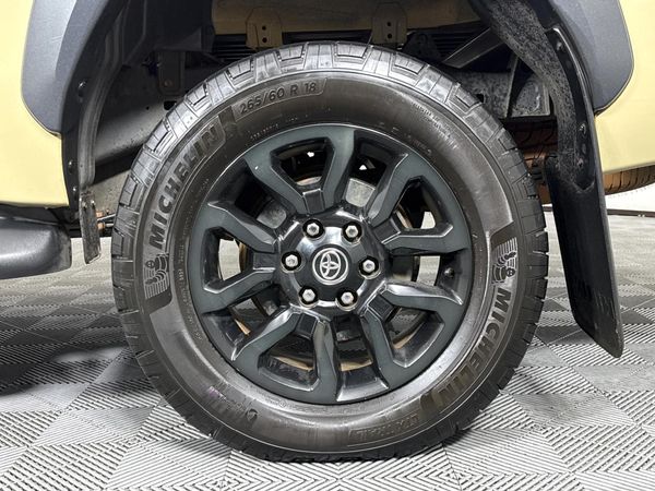 2022-Toyota-Hilux-28-GD-6-Raised-Body-Legend-RS-4x4-Auto-Double-Cab image:6