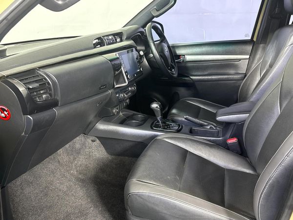 2022-Toyota-Hilux-28-GD-6-Raised-Body-Legend-RS-4x4-Auto-Double-Cab image:8