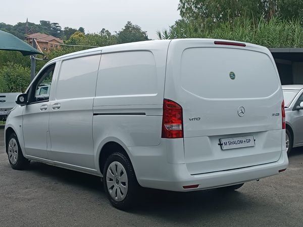 2023-Mercedes-Benz-Vito-111-16-CDI-Panel-Van image:5