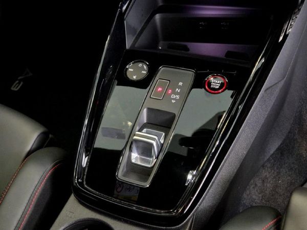 2024-Audi-RS3-Sportback-Quattro-Auto image:9