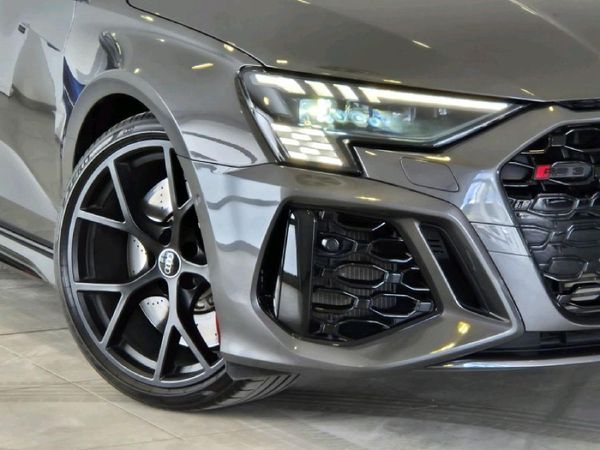 2024-Audi-RS3-Sportback-Quattro-Auto image:5